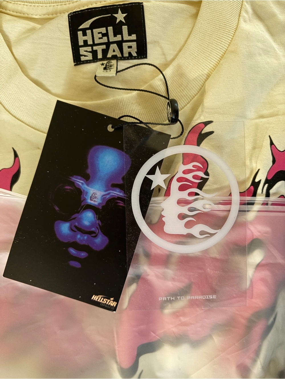 Hellstar Cream Graphic Tee SIZE L